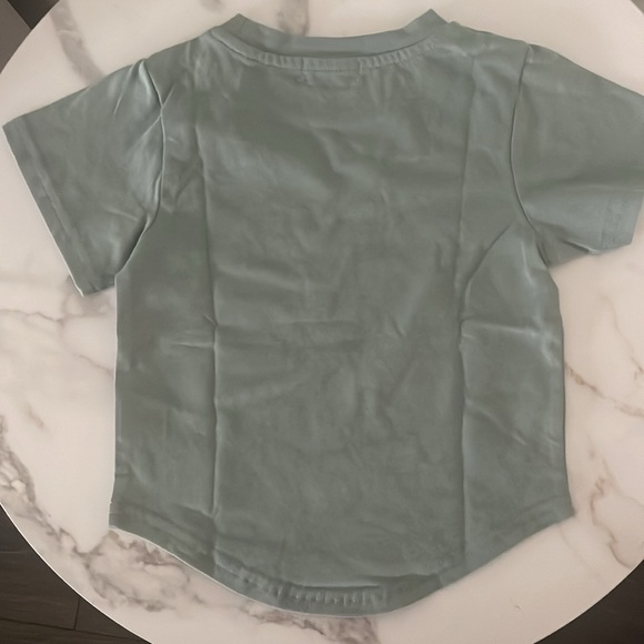 NWT Tullabee crewneck t shirt - Picture 4 of 4